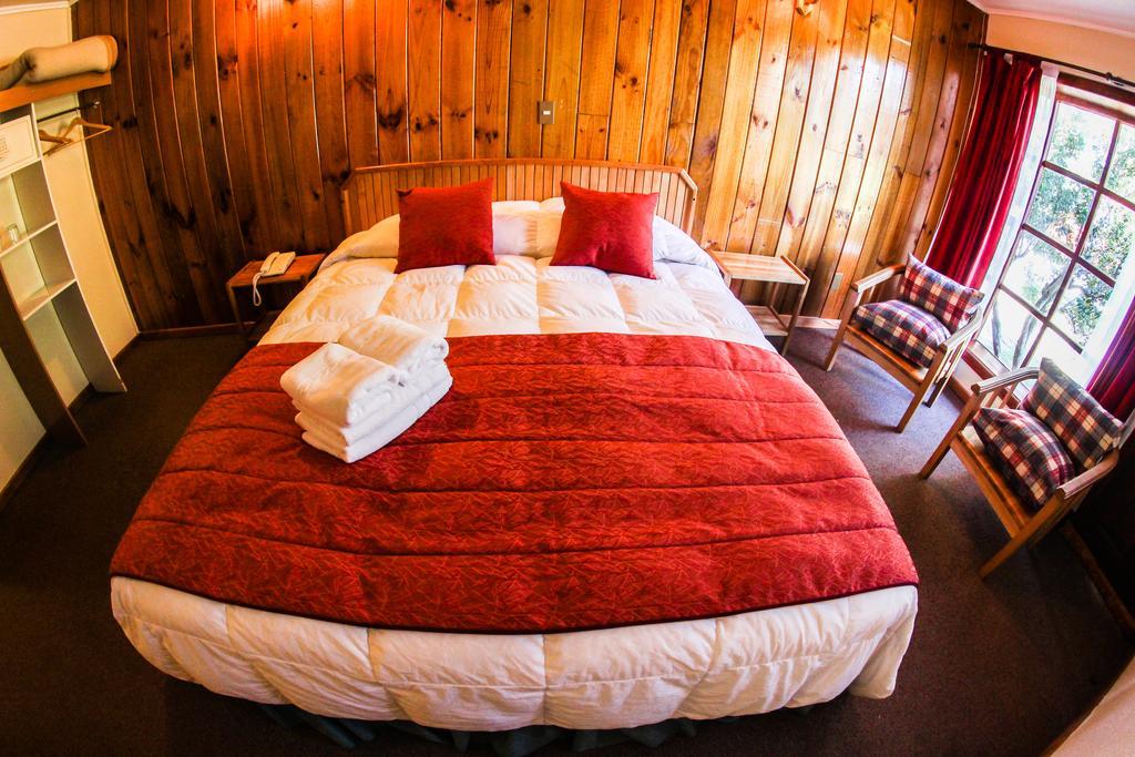 Hosteria Pehoe Torres del Paine National Park Bagian luar foto