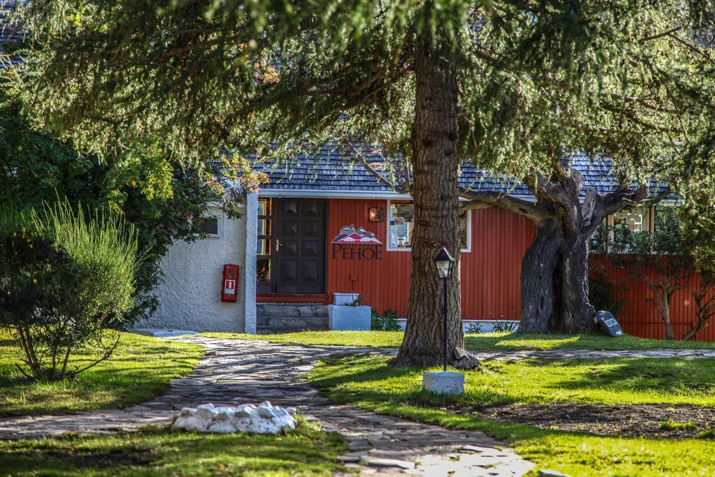 Hosteria Pehoe Torres del Paine National Park Bagian luar foto