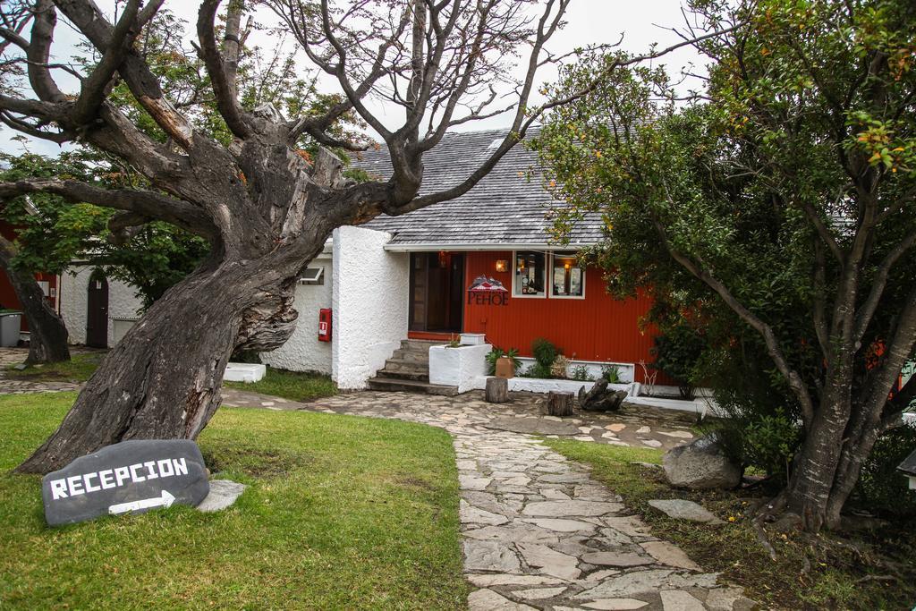 Hosteria Pehoe Torres del Paine National Park Bagian luar foto
