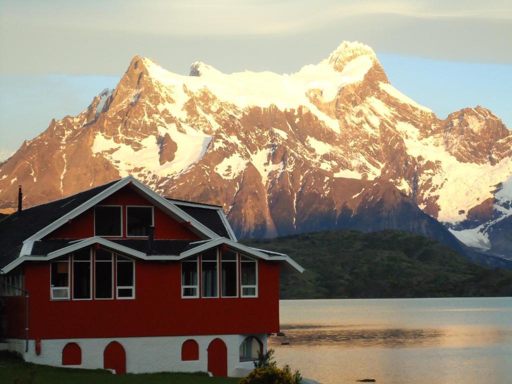 Hosteria Pehoe Torres del Paine National Park Bagian luar foto